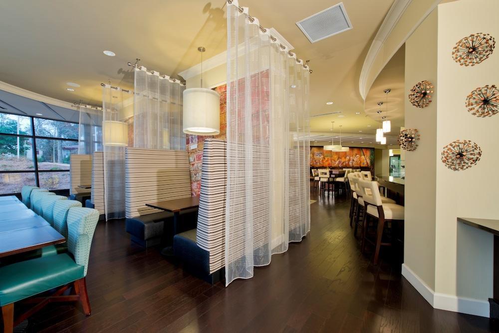 Hotel Indigo Atlanta Airport College Park By Ihg Exterior photo