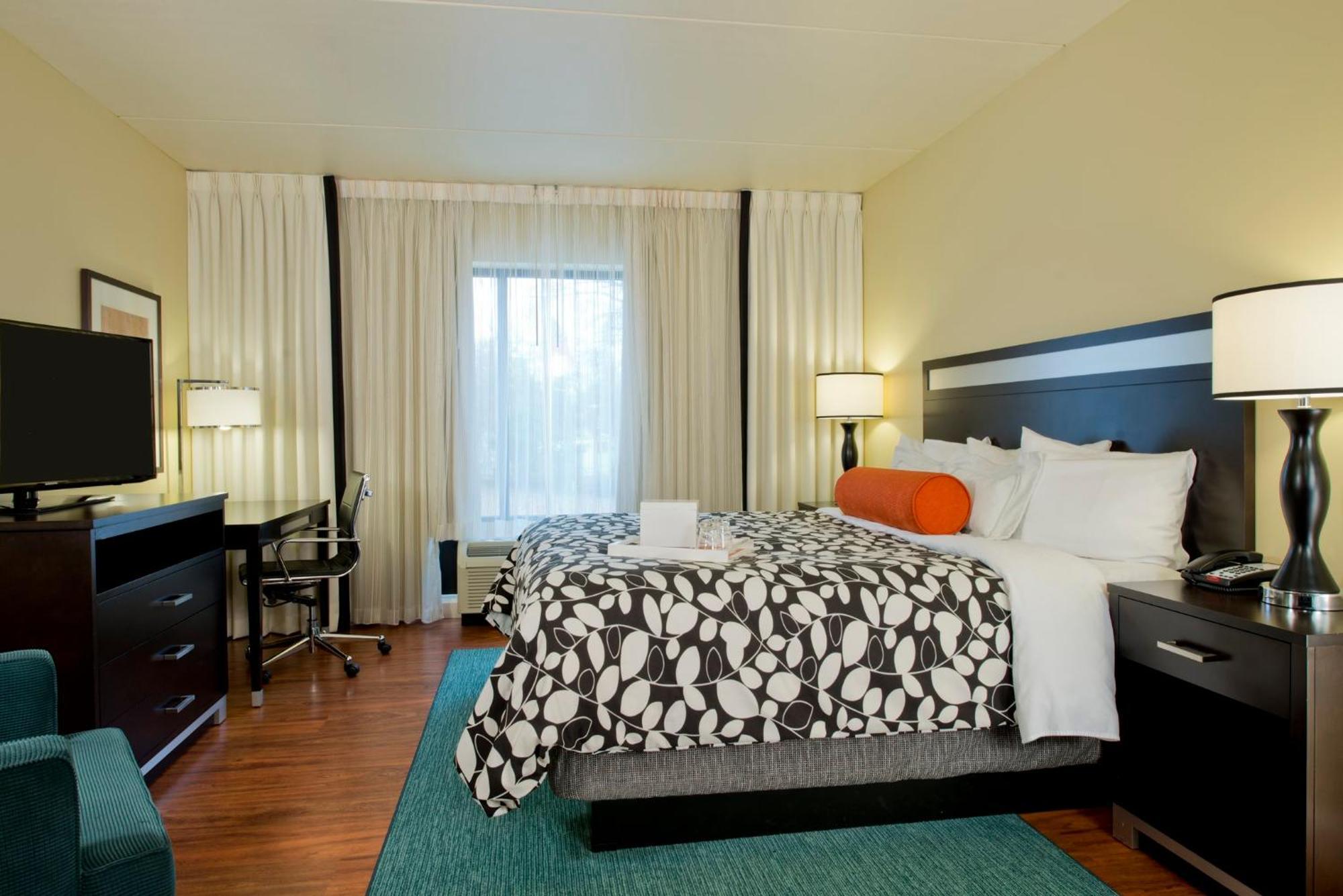 Hotel Indigo Atlanta Airport College Park By Ihg Exterior photo